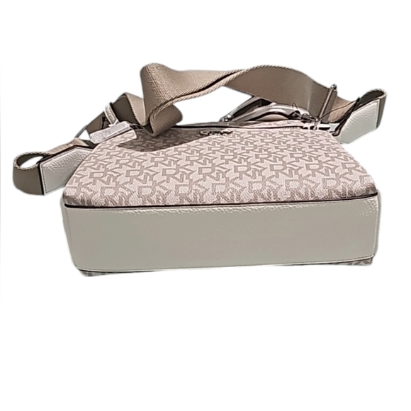 DKNY MADDY CROSSBODY  PURSE - Picture 3 of 7